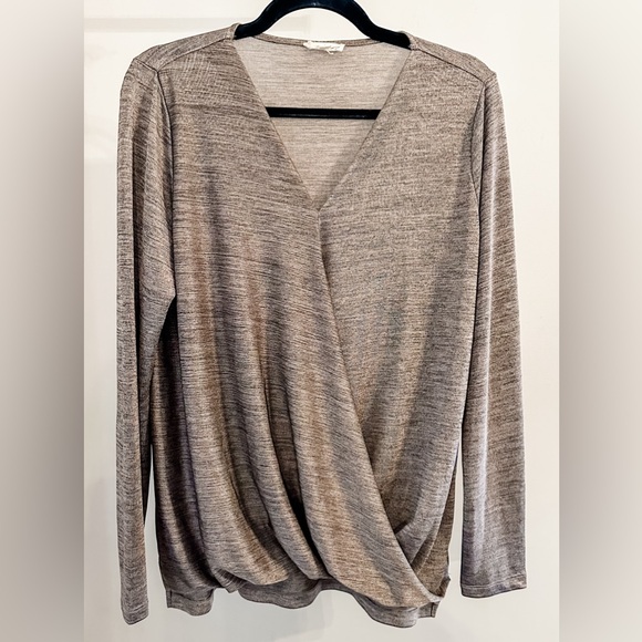 Jane and Delancey Women’s Size Large Draped Top Blouse Long Sleeve V-Neck - Picture 1 of 7